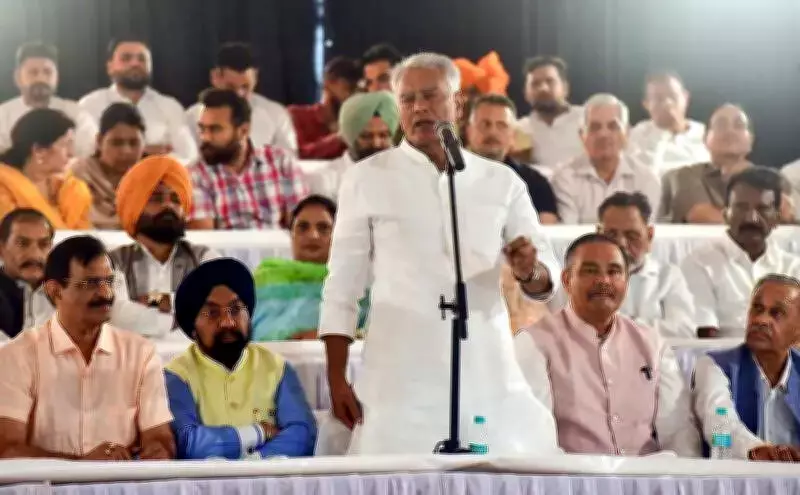 Punjab BJP Holds Mock Assembly, Passes No-Confidence Motion Against AAP