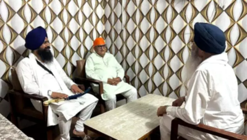 Punjab Governor to Discuss Sikh Act Amendments with State Govt