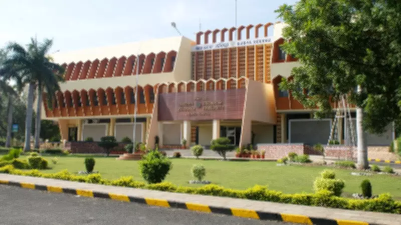 Quality Compromised as Split Impoverishes Old Universities in Karnataka