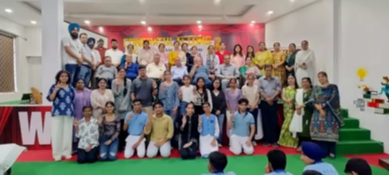 Ram Parshad DAV School Hosts Felicitation Ceremony for Achievers