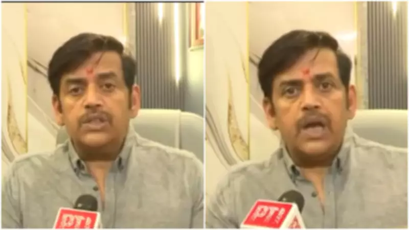 Ravi Kishan's 'Home from Work' Gaffe Goes Viral, Internet in Splits