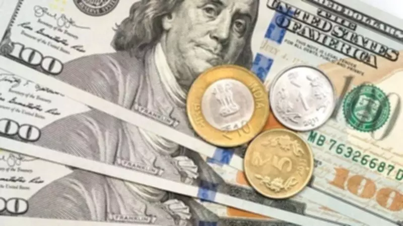 Rupee Recovers 16 Paise from All-Time Low to 95.52 Against US Dollar