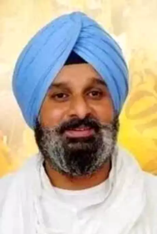 SAD leader Majithia demands independent probe into Punjab vigilance bureau corruption