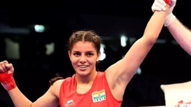 Sakshi Chaudhary Stuns Reigning World Champion Minakshi Hooda in Boxing Trials