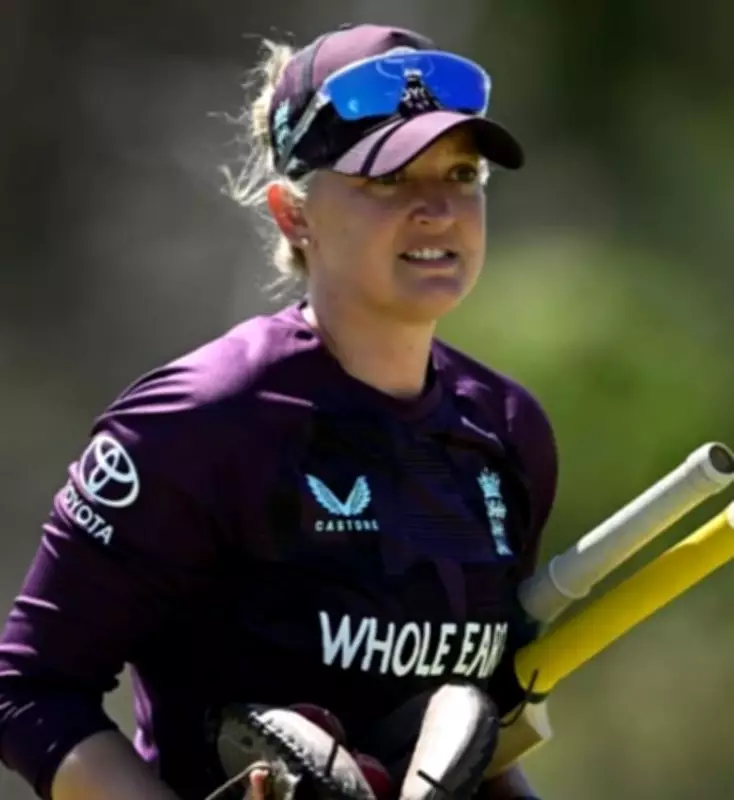 Sarah Taylor Becomes First Woman Coach in Men's Cricket Team