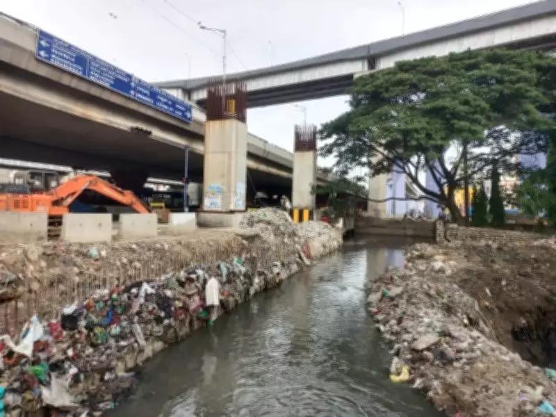 Silk Board waterlogging returns, commuters face chaos again in Bengaluru