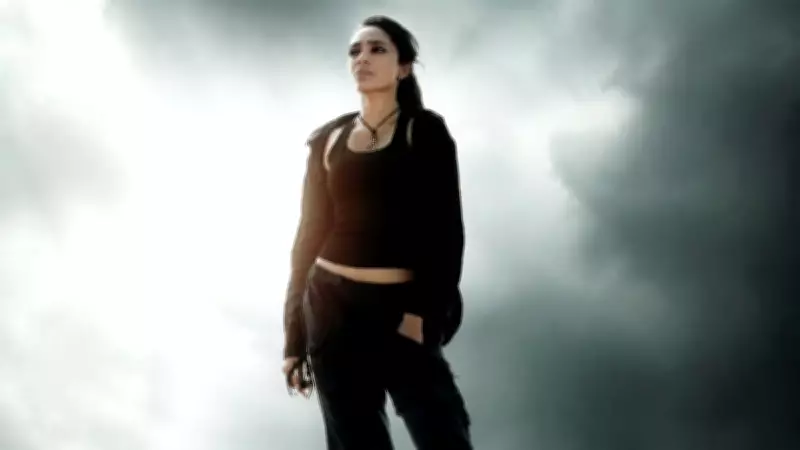 Sobhita Dhulipala's First Look from Pa Ranjith's Vettuvam Unveiled on Her Birthday