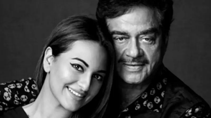 Sonakshi Sinha on Dad Shatrughan's 'Reverse Nepotism' Treatment in Bollywood