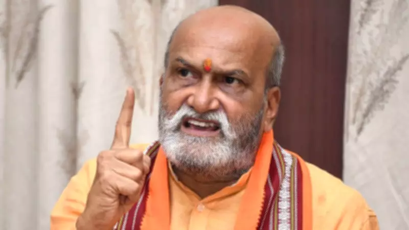 Sri Rama Sene to distribute shawls in Karnataka schools, colleges from June 1