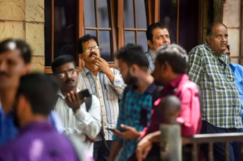 Stock Markets Close Marginally Higher on IT Buying