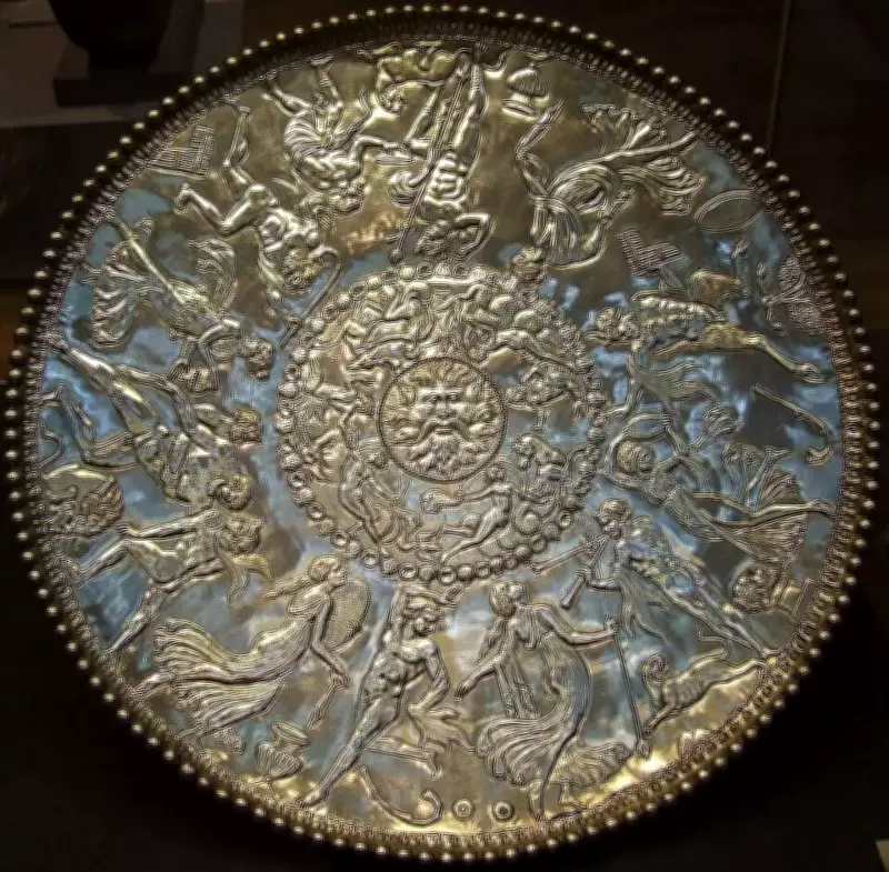 The Mildenhall Treasure: Roman Silver Discovery in a Suffolk Field