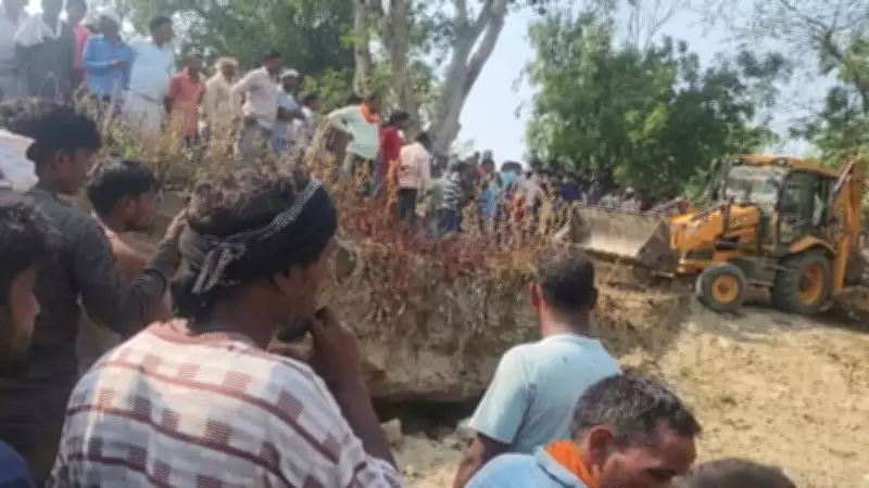 Three dead in soil mound collapse in UP's Kaushambi district