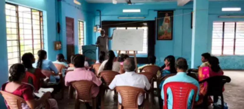 Three generations learn English together at 82-year-old Kerala library