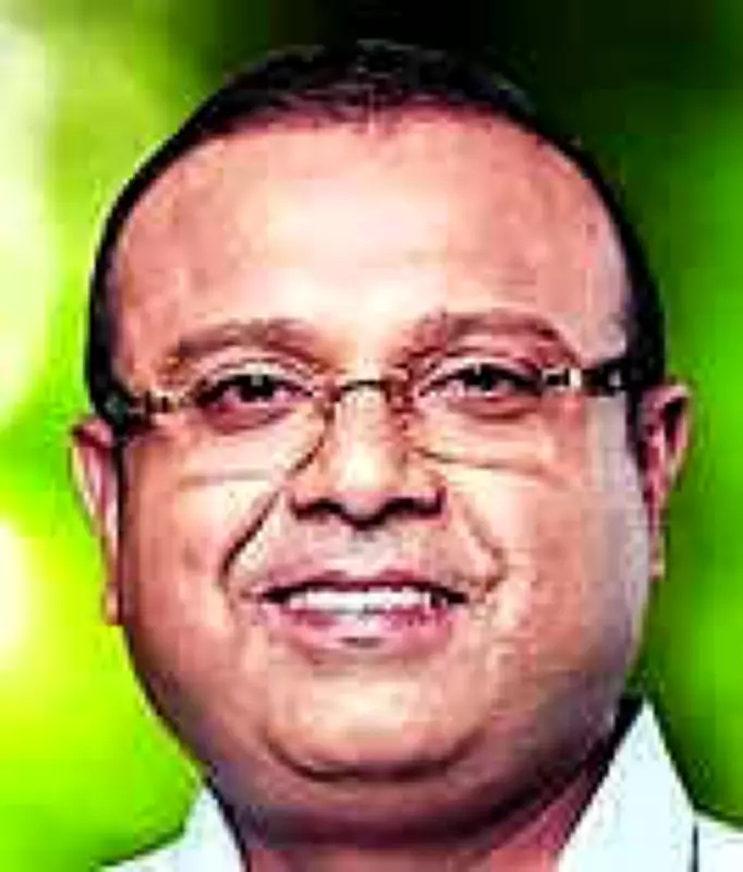 Thushar Vellappally meets Kerala CM Satheesan, extends birthday greetings