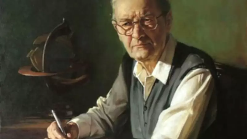 Tibor Gánti’s Chemoton Theory: A Cold War Vision of Life’s Origins