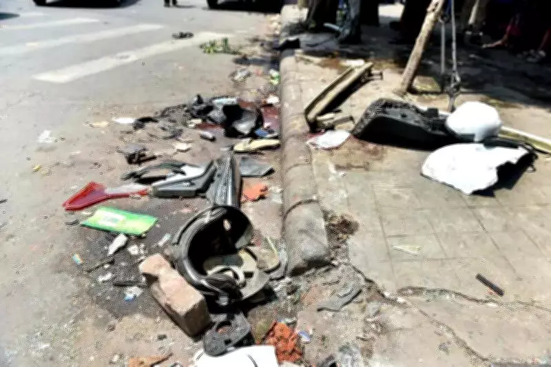 Two Bus Accidents in Kolkata Leave One Dead, 16 Injured