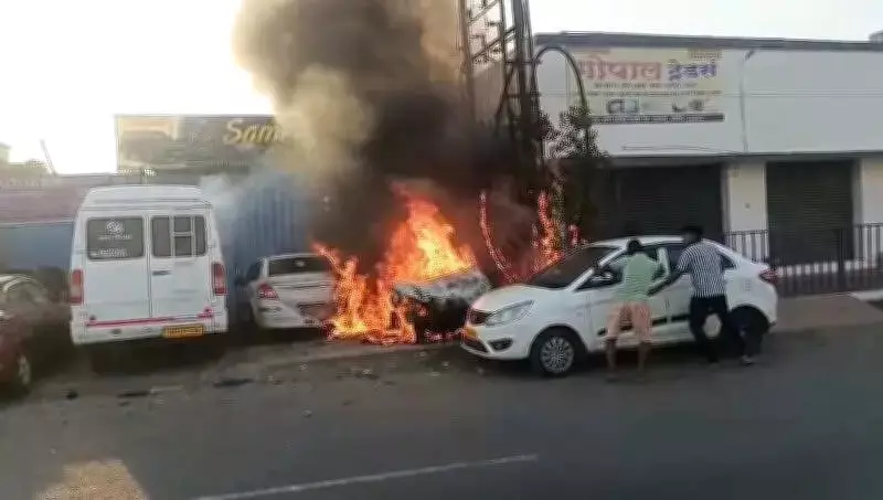Two Cars Gutted in Akola Fire, No Injuries Reported