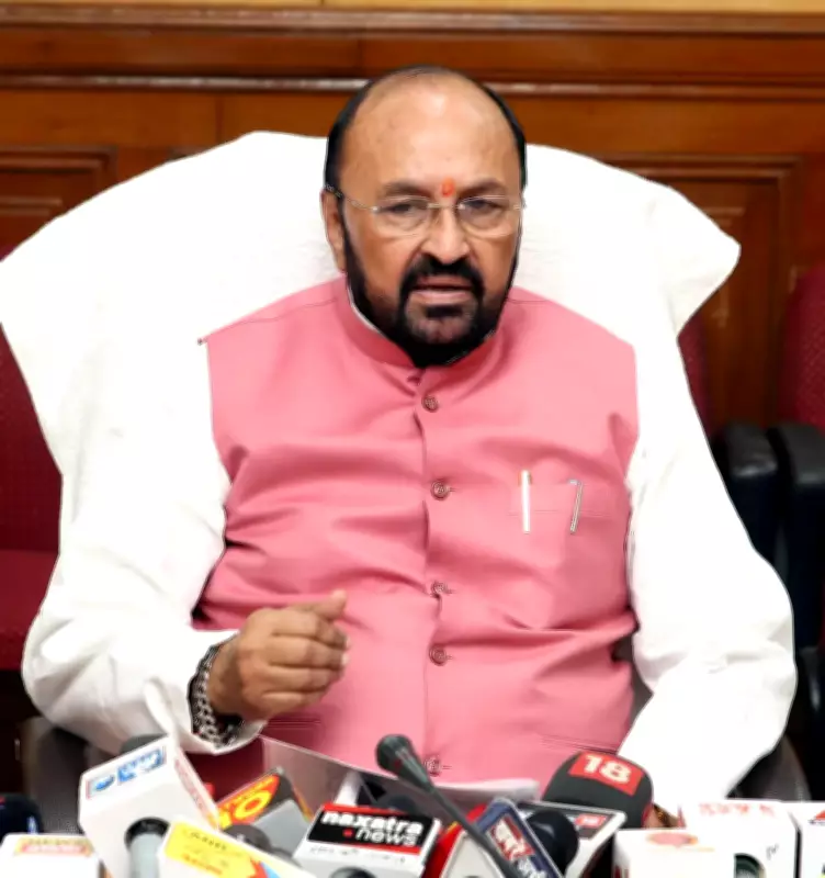 UP Minister Says Dress Code in State Universities to Be Implemented in Phases