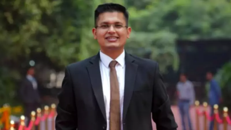 UPSC Topper Anuj Agnihotri Credits Parents for His Success
