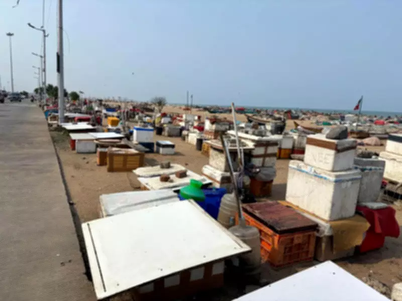 Vendors Reoccupy Marina Beach Loop Road Defying Court Orders