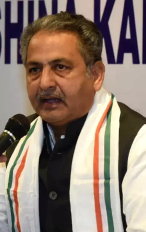 Vijay Inder Singla Urges Robust Drive to Register Young Voters in Punjab