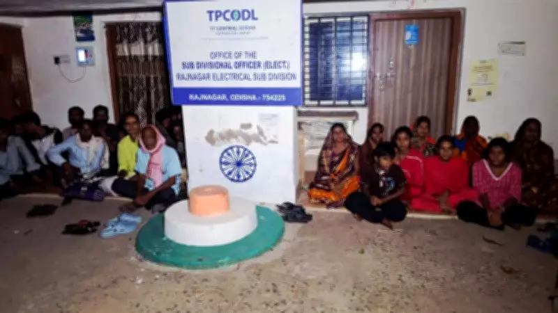 Villagers in Kendrapada protest power outage for two weeks