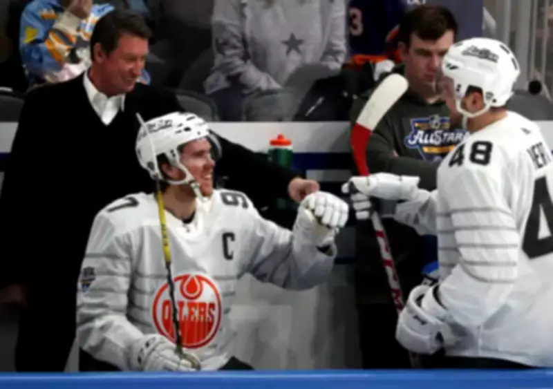 Wayne Gretzky Jokes About Connor McDavid Trade Rumours, Defends Oilers Captain