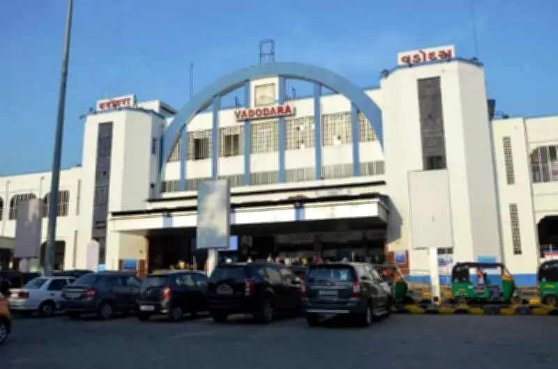 Western Railway Announces Train Changes Due to Vadodara Station Block