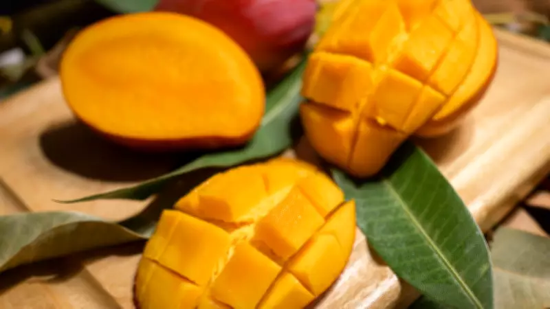 What Happens to Your Body When You Eat Mango Every Day: A Week-by-Week Guide