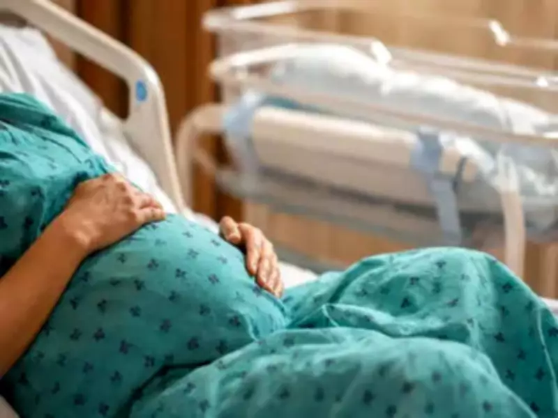Woman dies after C-section in Daltonganj hospital, case filed