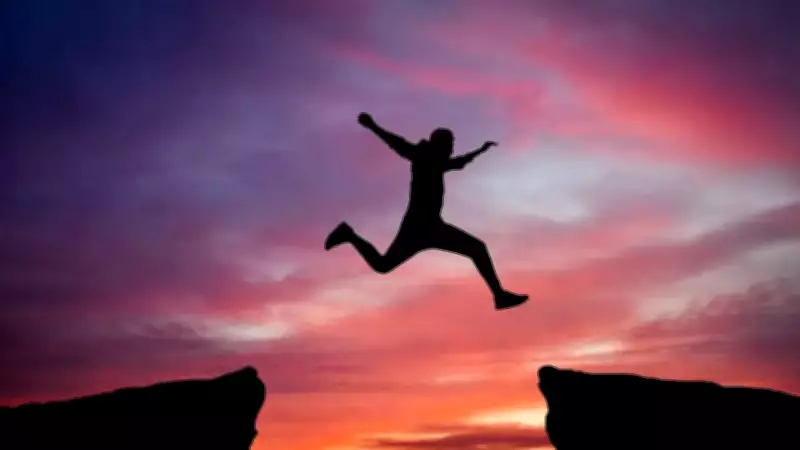 Woman Loses Weight by Jumping 100 Times Daily After ChatGPT Advice