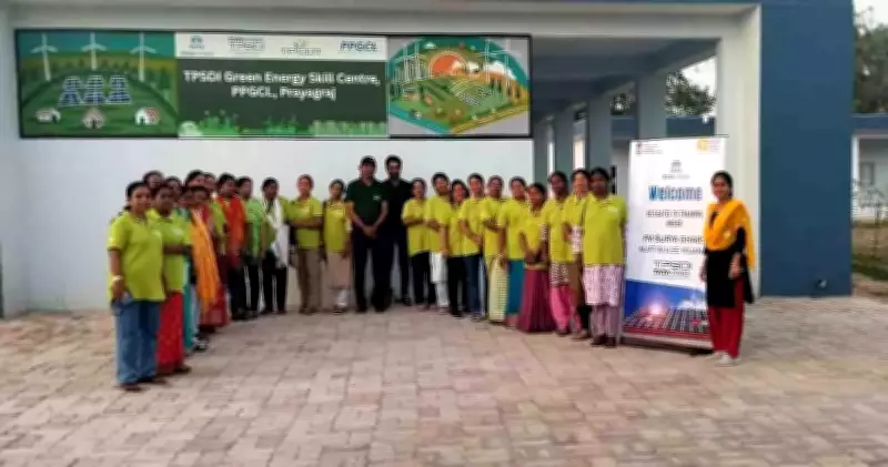 Women Solar Didis to Power Prayagraj's Solar Energy Sector