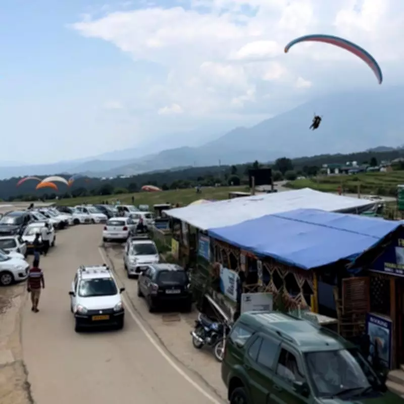 Wrong Parking Causes Traffic Chaos in Bir Billing, Himachal