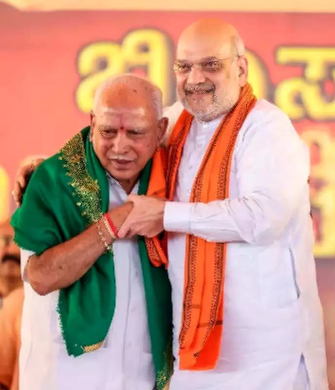 Yediyurappa Event Shows BJP's Lingayat Dependence, Leadership Void