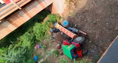 7 Devotees Killed in Karnataka Tractor-Tanker Collision en Route to Fair