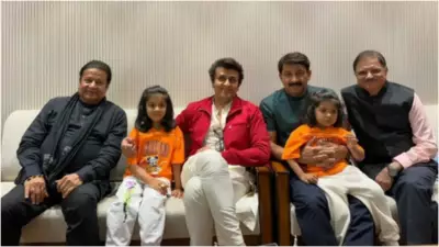 Anup Jalota, Sonu Nigam, Manoj Tiwari Heartwarming Gathering