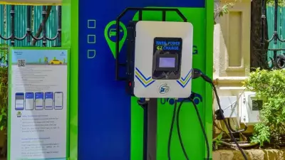 CAQM Mandates Electric 3-Wheelers in Delhi-NCR from 2026 to Combat Pollution