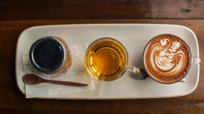 Coffee vs Green Tea: Which Is Healthier Overall? A Detailed Comparison