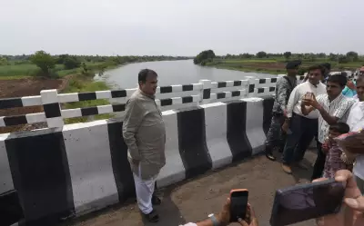 Gadkari inspects Pune-Pandharpur palkhi route, says 80% work done, to be ready by Dec