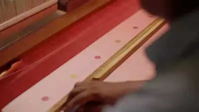 How to Spot a Real Handloom Saree: 7 Expert Tips to Tell It Apart