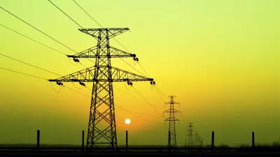 India's Q4 Power Generation Up 3% on Solar Surge: CREA Report