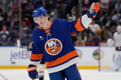 Islanders Rookie Schaefer’s Hospital Visit After Calder Win Touches NHL