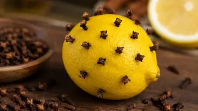 Lemon and Clove Ritual to Remove Negative Energy at Home