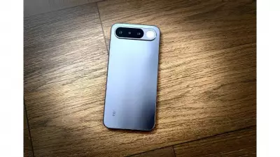 Realme 16 5G Review: Big Battery, Unique Selfie Mirror, Good Display