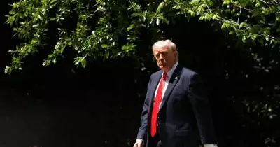 Trump Threatens 25% Tariffs on EU Cars Over Trade Dispute