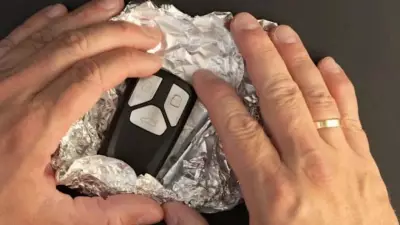 Wrap Car Keys in Aluminium Foil to Prevent Silent Theft: Here's How