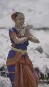 22-Year-Old Climber Summits Everest, Dances Bharatanatyam at Base Camp