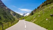 6 Breathtaking But Risky Mountain Passes in India Open for a Short Travel Window