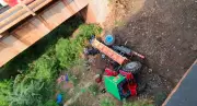 7 Devotees Killed in Karnataka Tractor-Tanker Collision en Route to Fair