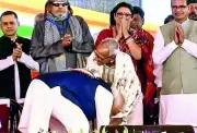 97-Year-Old RSS Worker Gets PM Modi's Honour at Kolkata Event